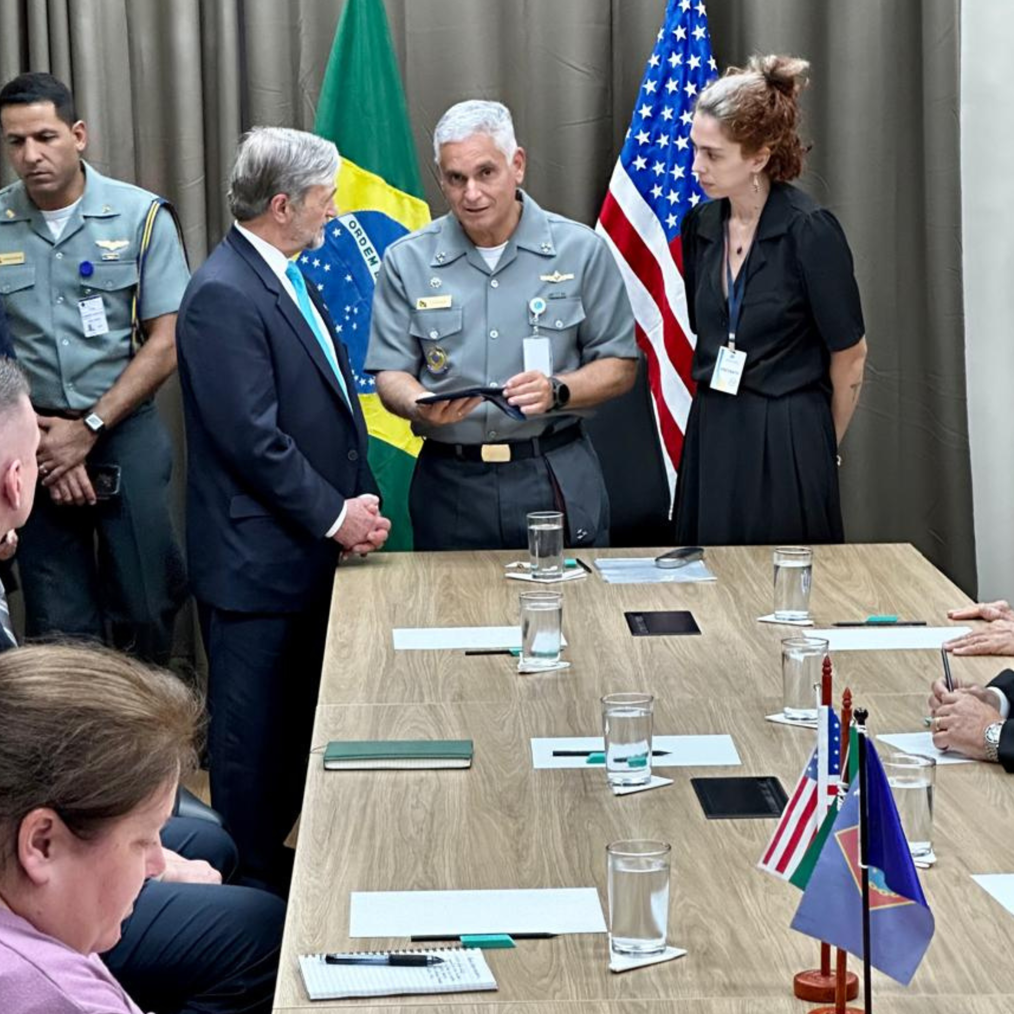 Customer Service (29)